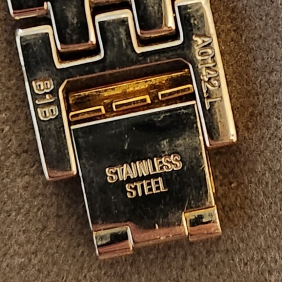 MOVADO AUTHENTIC ESPERANZA WATCH - Picture 7 of 12